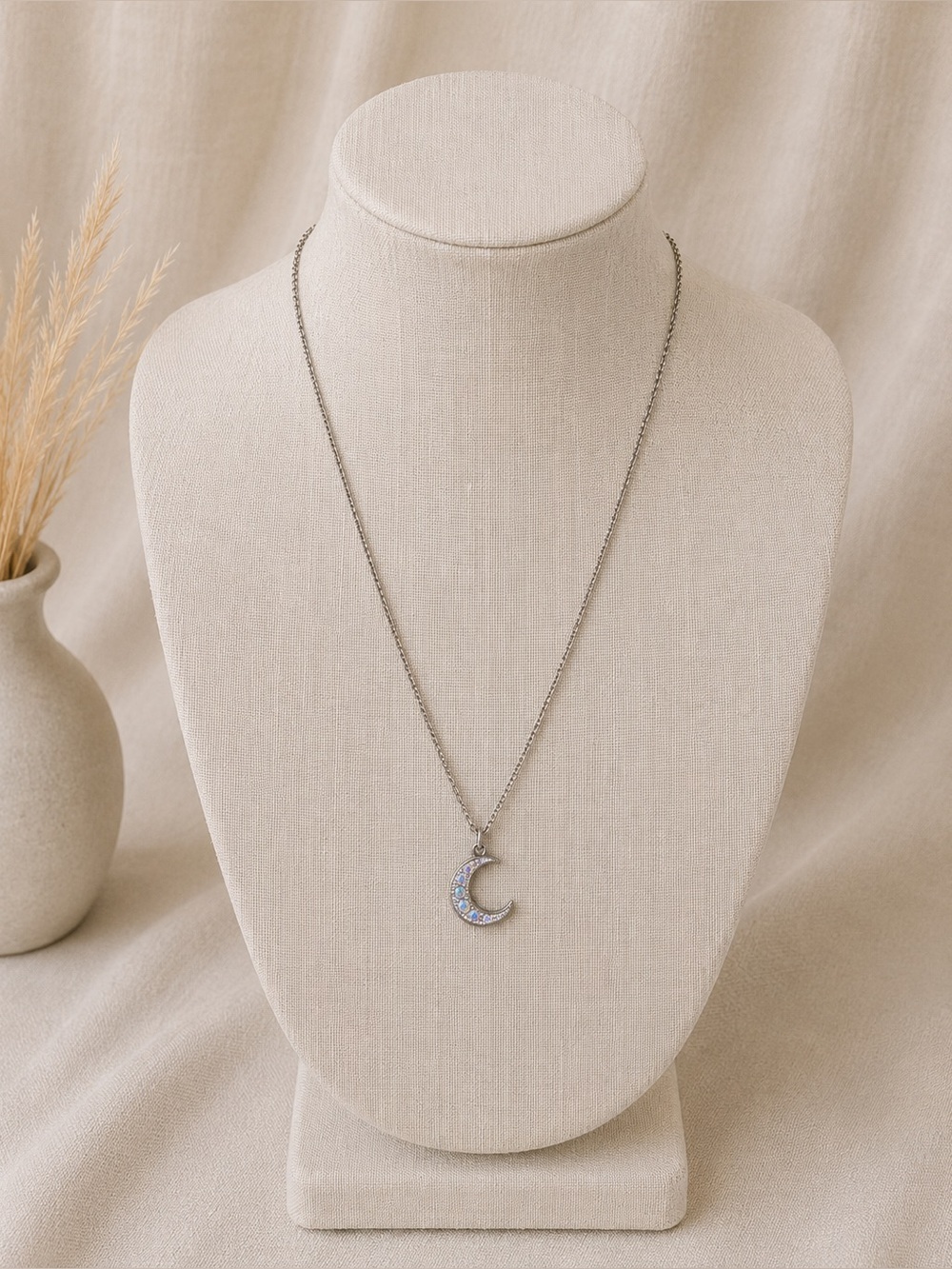 Vintage Y2K Claire’s Crescent Moon Necklace | Aurora Rhinestone Silver Tone